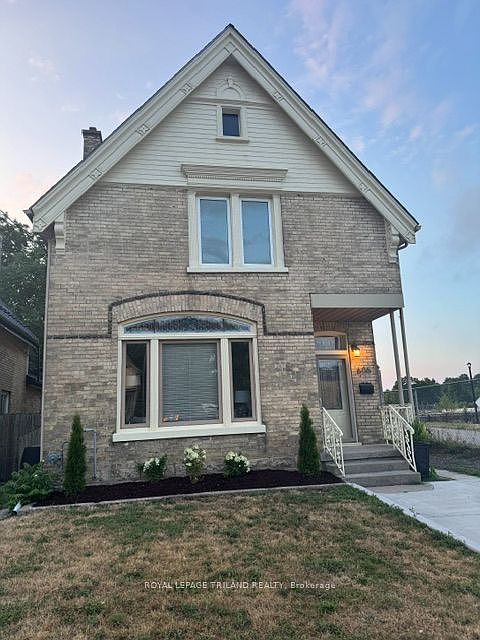 1st image of 606 Central Ave