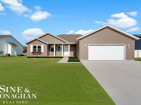 243 Oregon Ave, Marysville, MI 48040