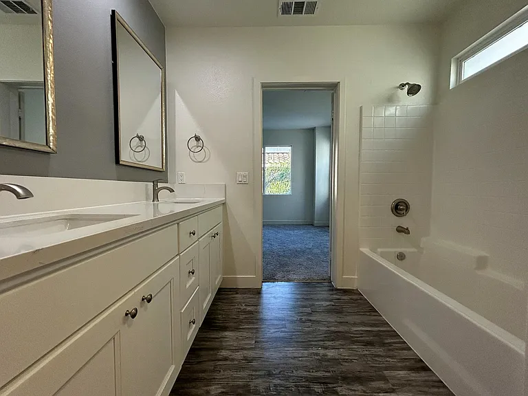 8425 Telegraph Rd — Photo 36