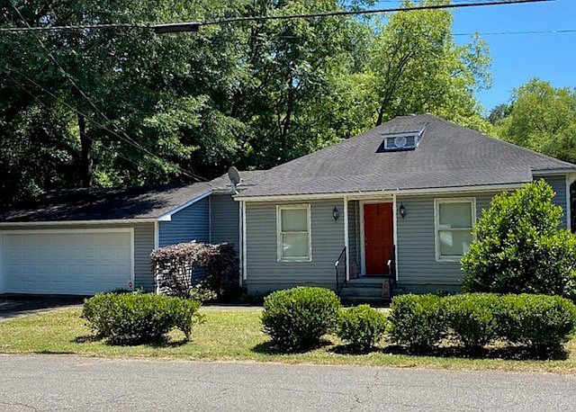 1st image of 3307 Alabama Ave NE