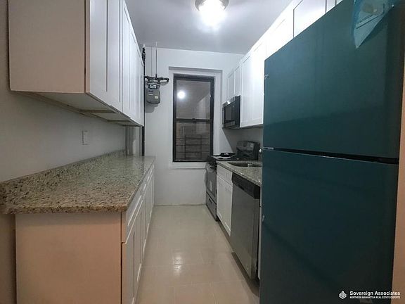 4th image of 400 Fort Washington Ave APT 1G