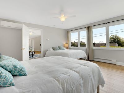 4 Sunset Dr, Old Orchard Beach, ME, 04064