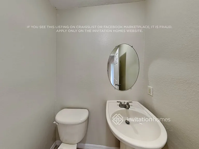 3746 NW 201st Ter — Photo 19