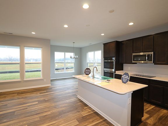 3rd image of 10625 Maidenhair Dr