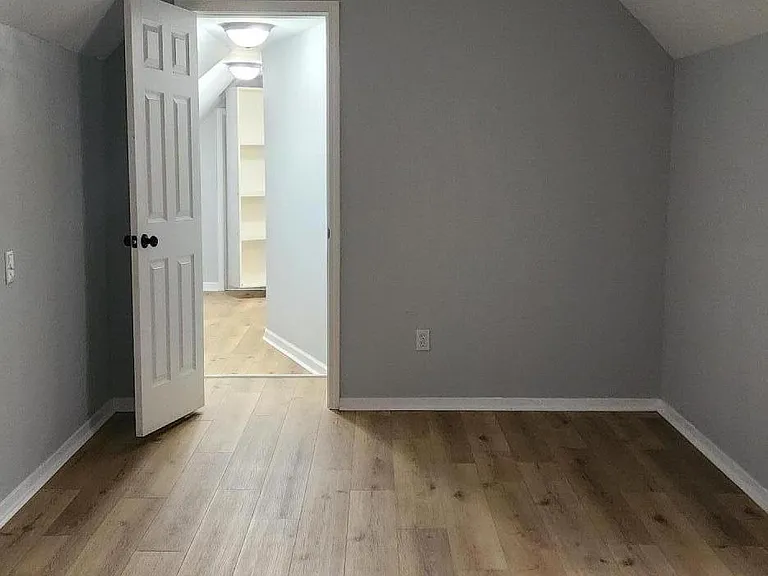 273 Springwood Dr — Photo 17