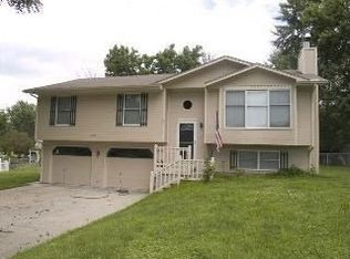 1705 Klemp St, Leavenworth, KS 66048