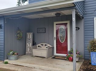 412 N Sandusky St, Catlin, IL 61817
