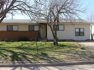 921 SW 37th St, Lawton, OK 73505