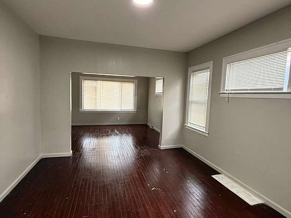 5th image of 13331 Strathmoor St