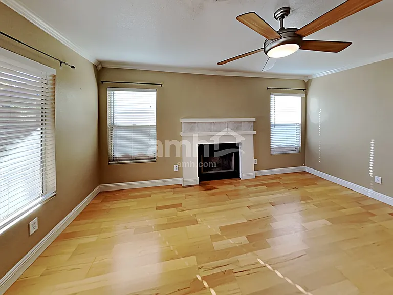907 N Albert Dr — Photo 6