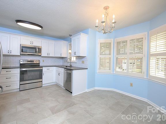 5th image of 783 Union St S