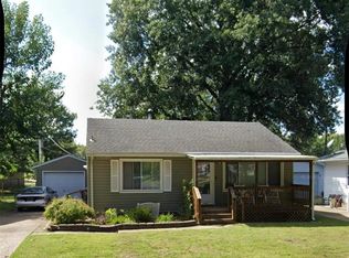2709 Sunset Dr, Granite City, IL