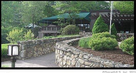 2nd image of 38 Great Meadow Ln