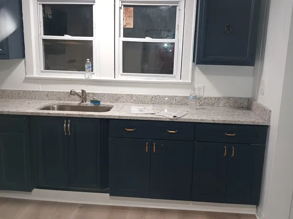 125 Concord St, Greensboro, NC 27406