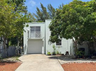 910 N F Street, Lake Worth Beach, FL 33460