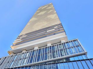 138 Downes St #2703, Toronto, ON M5E 0E4