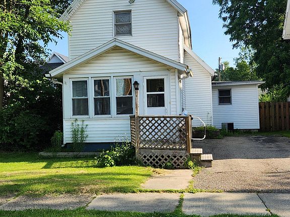 2nd image of 103 E Telegraph St