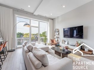 2423 W Fullerton Ave #4H, Chicago, IL 60647