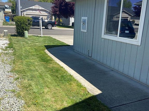 5th image of 121 Cottonwood Dr