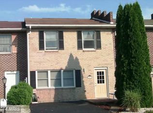 1420 Hollywell Ave, Chambersburg, PA 17201