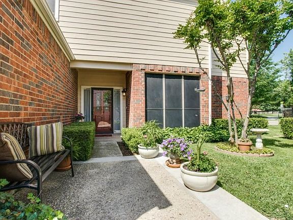 3rd image of 205 Cimarron Trl APT 6