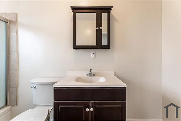 5873 1/2 Bonsallo Ave — Photo 12