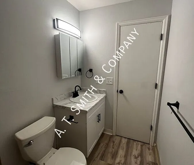 221 S Balsam St #202 — Photo 10