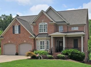 1040 Muirfield Ave, Clemmons, NC 27012