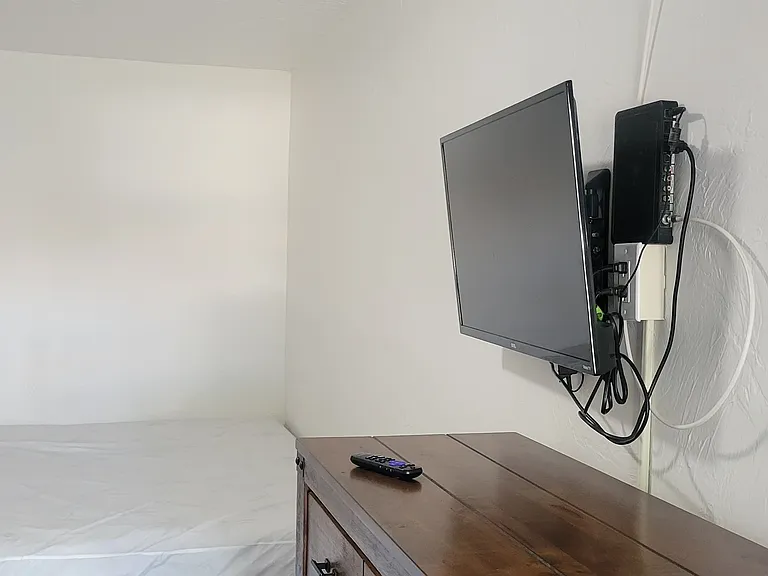 1302 N Date St #15 — Photo 3
