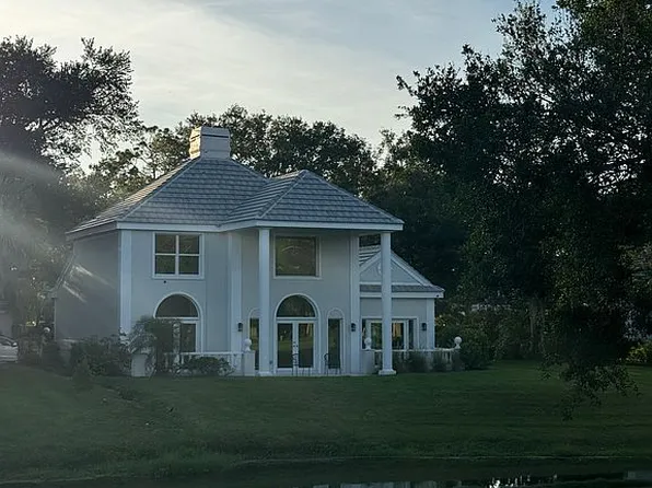 226 Saint James Park, Osprey, FL 34229