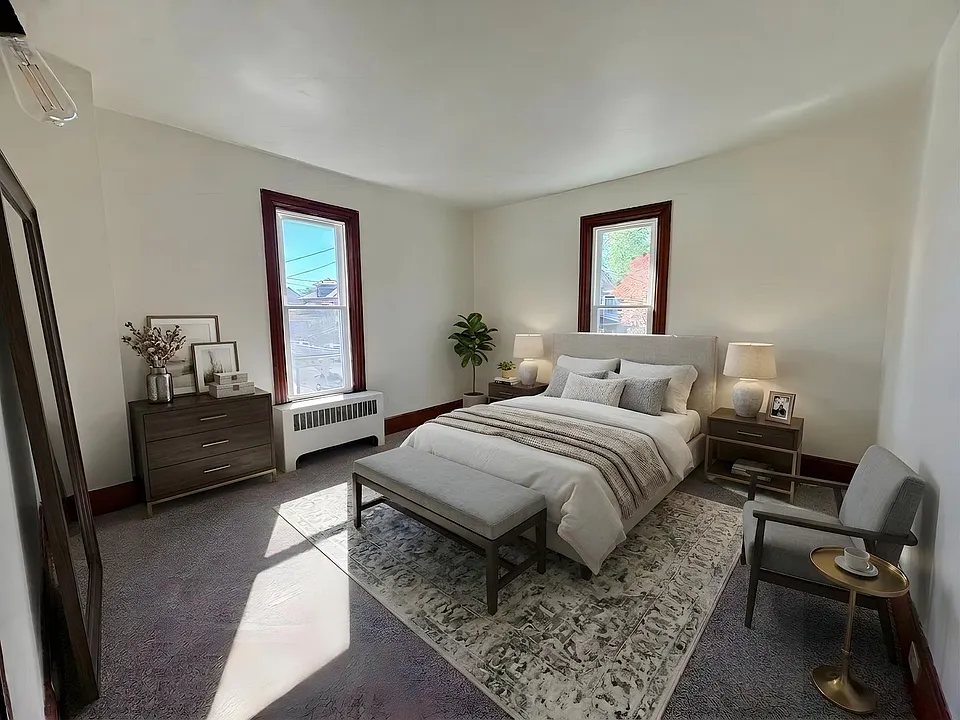 133-135 E Park St