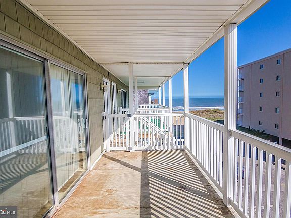 5th image of 8 74th St Unit 3W