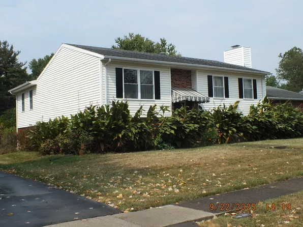 586 Buckingham Ln, Lexington, KY 40503
