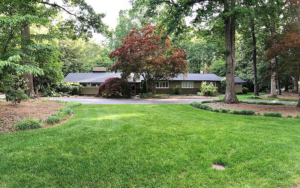 1st image of 1565 Barberry Ln