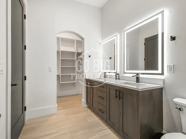 55190 Gallatin Rd — Photo 10