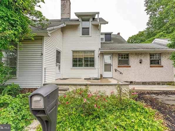 855 Martin Ave, Bryn Mawr, PA 19010