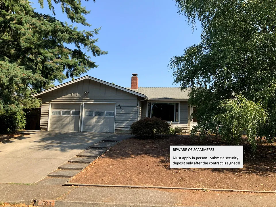 683 NW Survista Ave