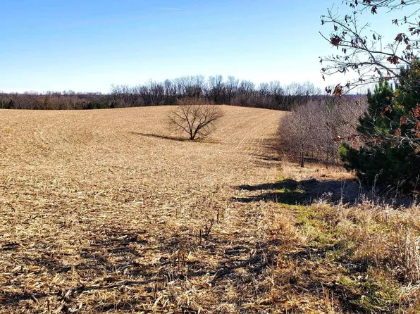 000 Hillside Lane, Gays Mills, WI 54631
