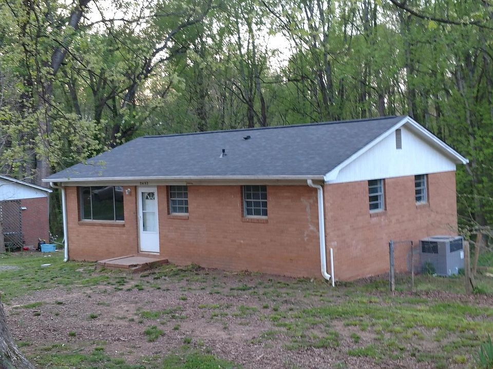 1st image of 2452 Twin Ave