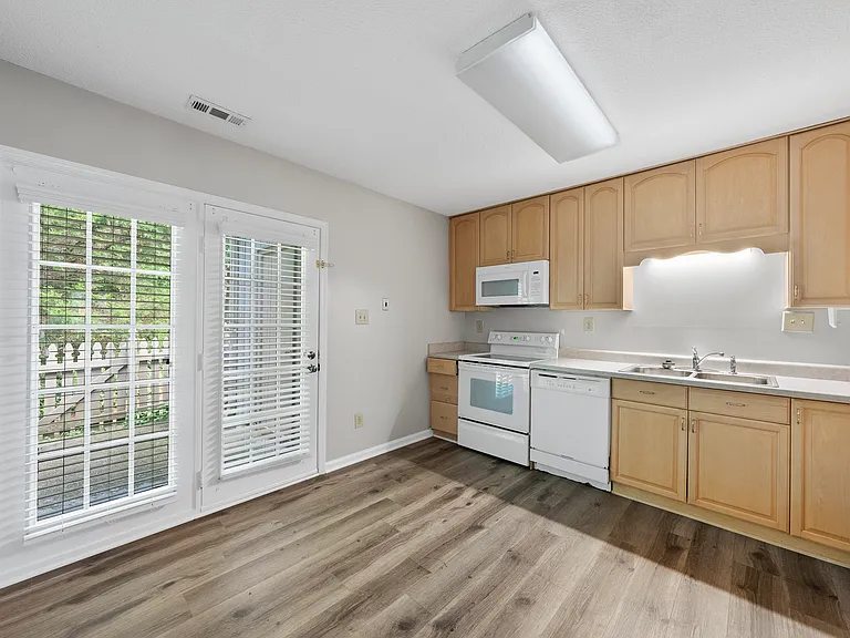 7926 Brown Bark Pl #1 — Photo 9