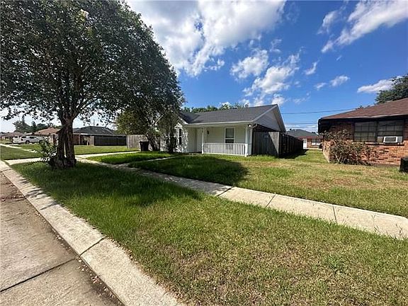 4th image of 2324 River Queen Dr