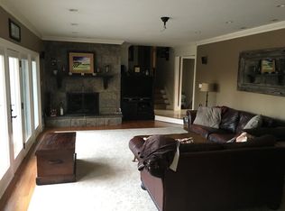 842 Robinwood Rd, Washington Township, NJ 07676