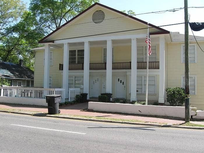 1st image of 629 W Pensacola St APT 4