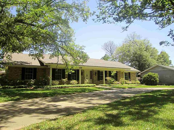 2nd image of 139 E Caldwood Dr
