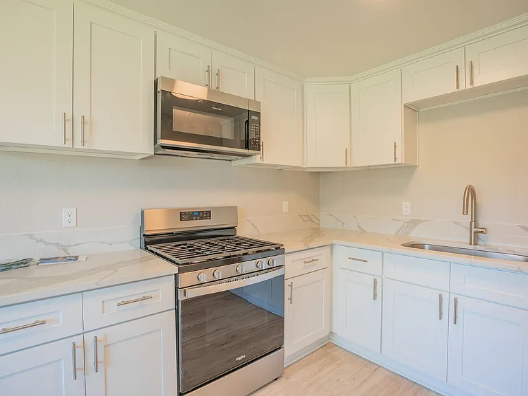 2910 Railroad St SE — Photo 22