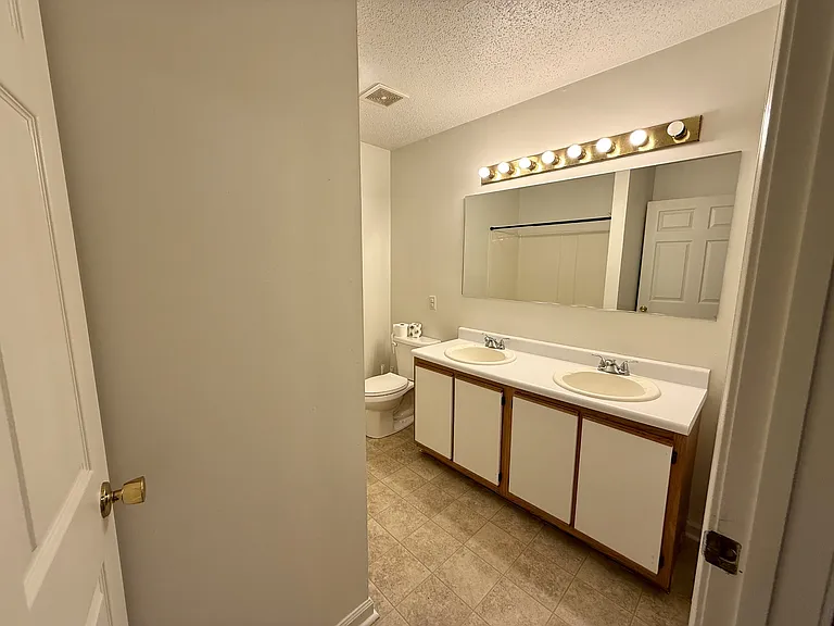 46 Sandalwood Way — Photo 8