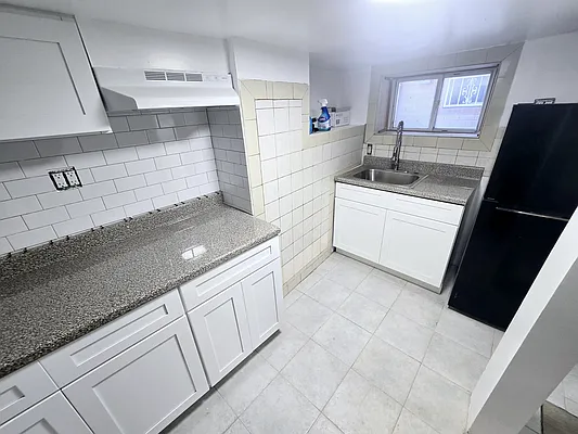 Rented by Brooklyn Property Group LLC | media 10