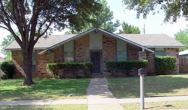 1st image of 1321 Windy Meadow Dr