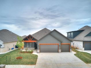 2804 Wild Rose Ln, Yukon, OK 73099