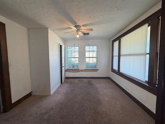 3rd image of 1533 NW 32nd St